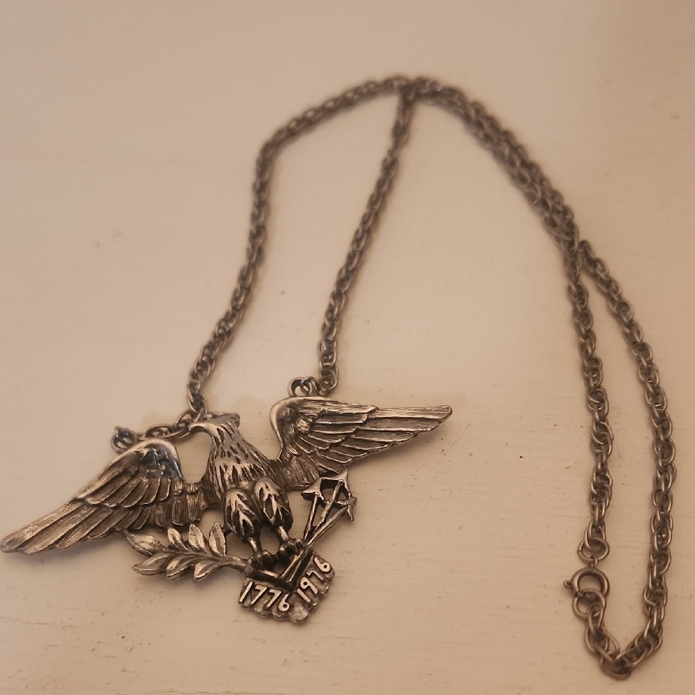 Source Unknown Silver Eagle Necklace - image 2